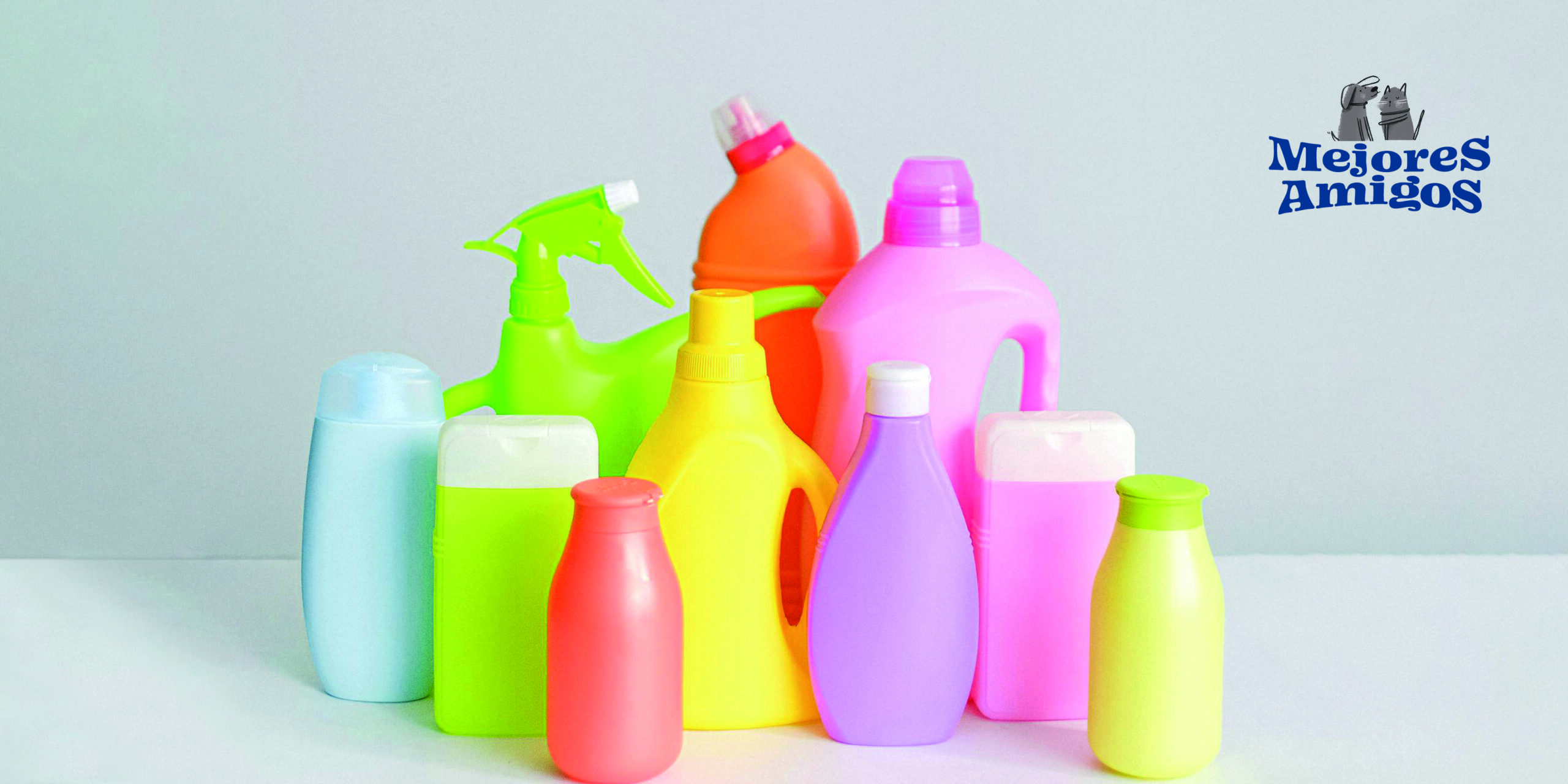 Productos de limpieza especializados para mascotas